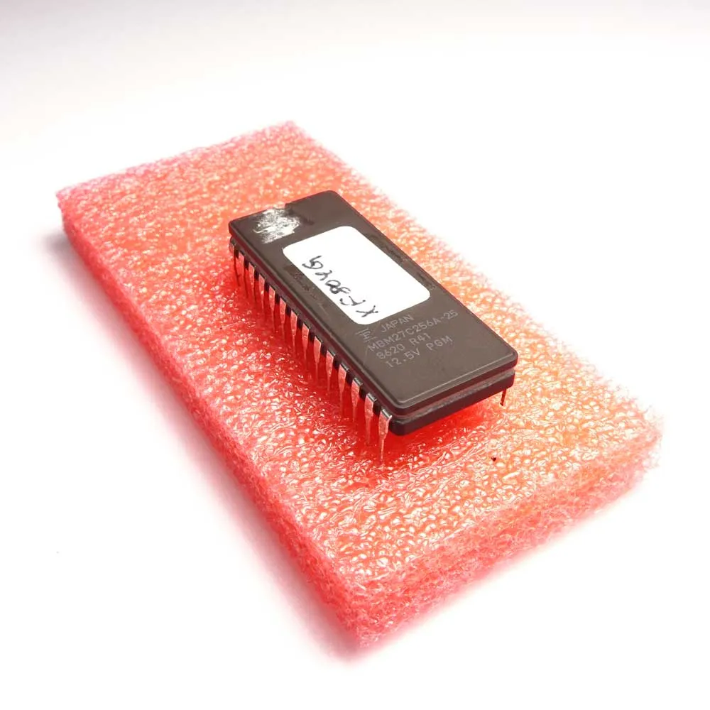 IC EPROM V50