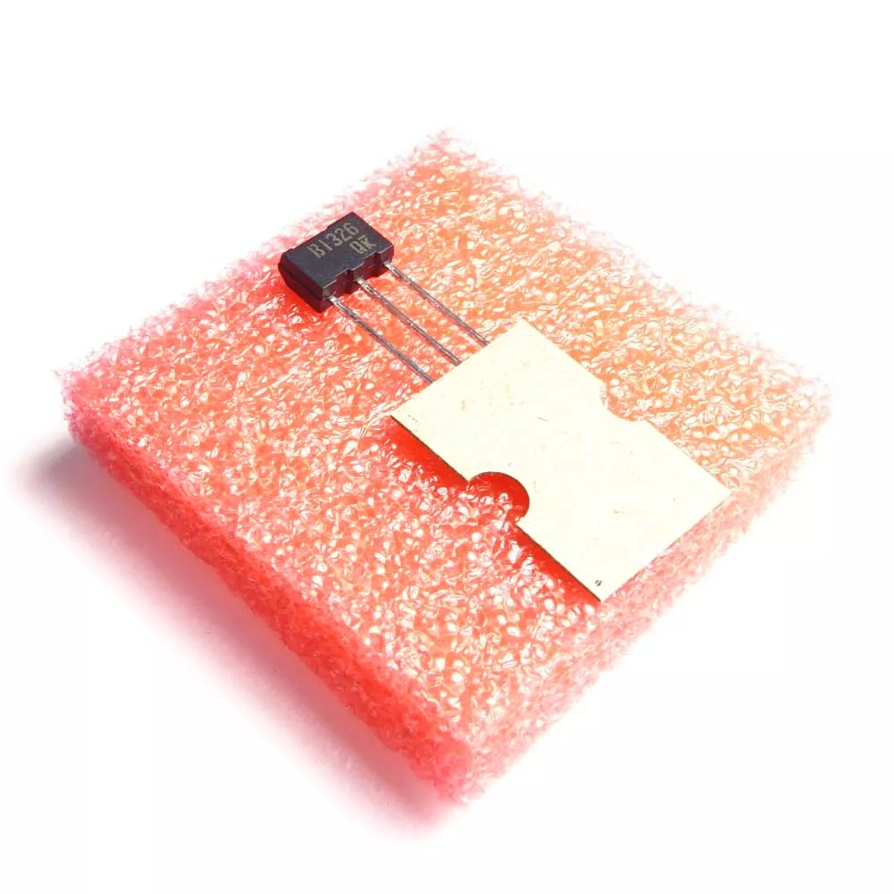 TRANSISTOR 2SB1326 Q,R