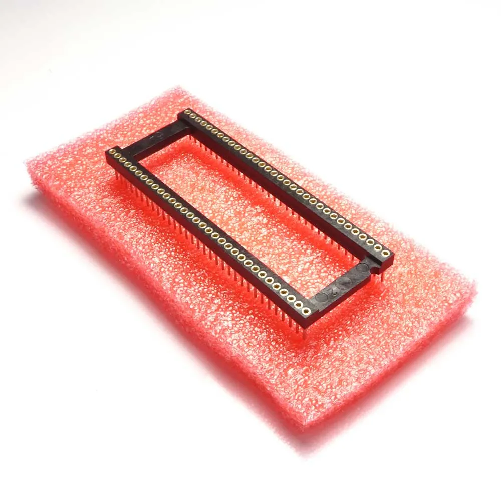 IC Sockel DIP 64 Gold für IC
