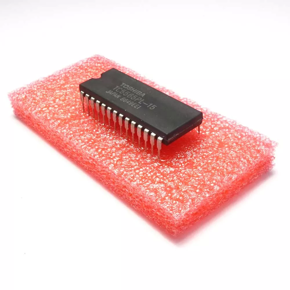 IC TC5565APL-12  RAM