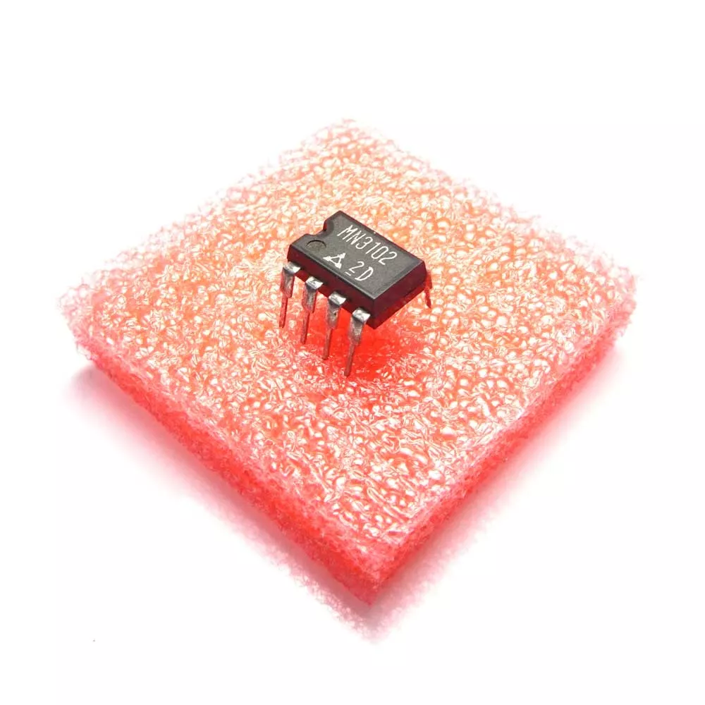 MN3102 BBD Treiber DIP8