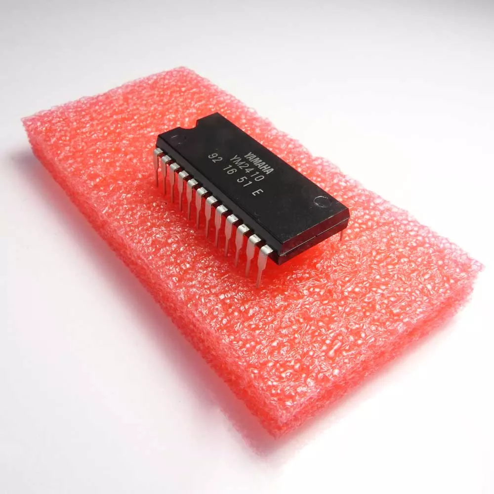IC YM2410 PSS-120