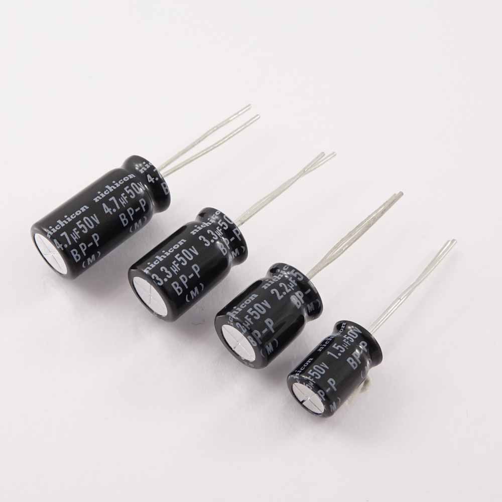 Bipolar Elko 10uF/50V für Frequenzweichen, Radial, Nichicon