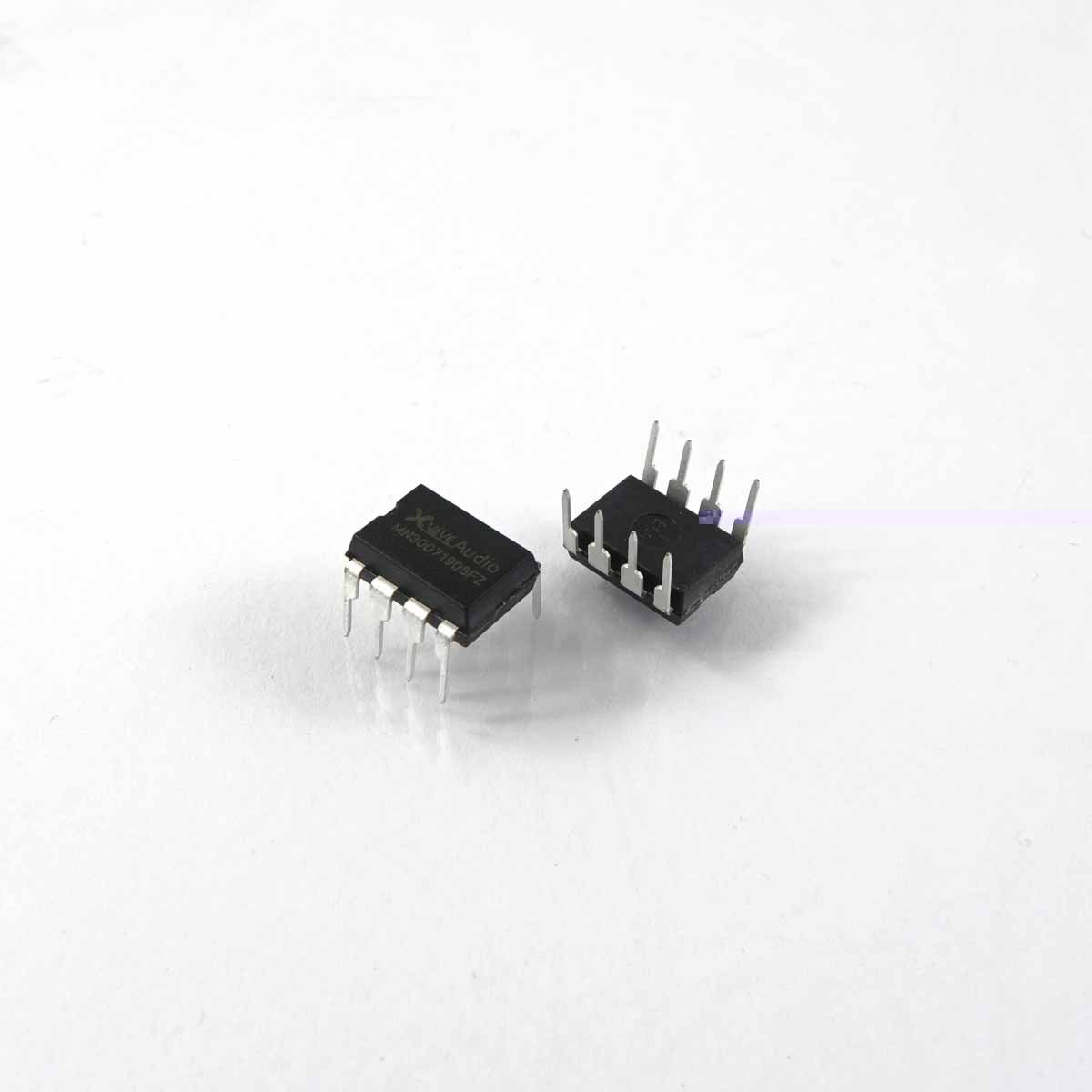 Xvive MN3007 1024 Stage BBD DIP8