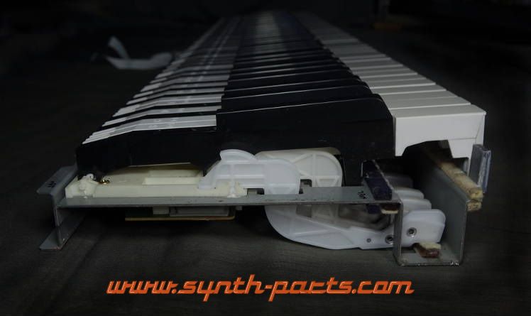 Replacement parts and keys for Roland E-Pianos and music workstations